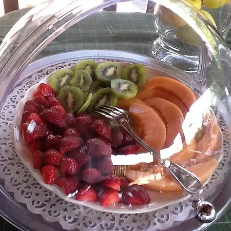 Azienda Agricola Baronesse Tacco Bed & Breakfast *