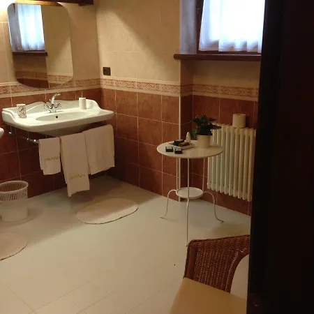 Azienda Agricola Baronesse Tacco Bed & Breakfast San Floriano del Cóllio